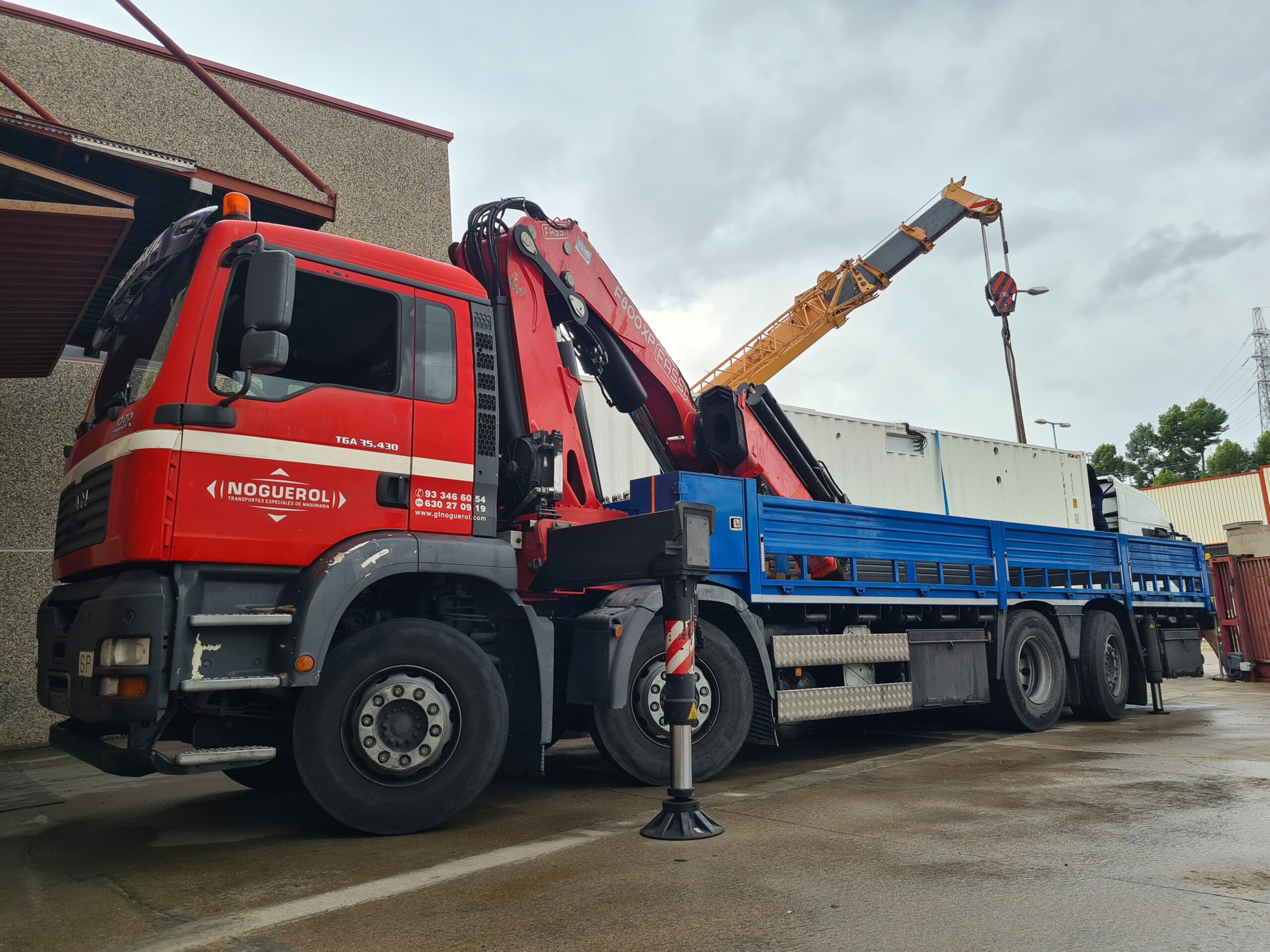 grúa autopropulsada maquinaria noguerol